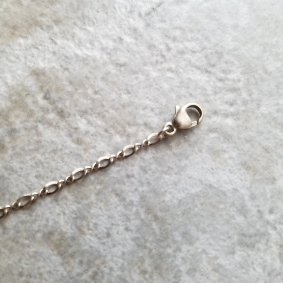 New Handmade gemstone sterling silver bracelet, purple stone and flower charm - Picture 4 of 6